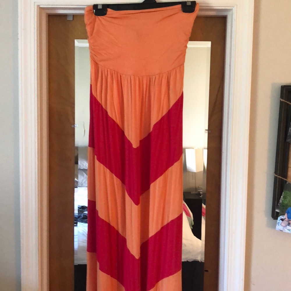 Strapless dress